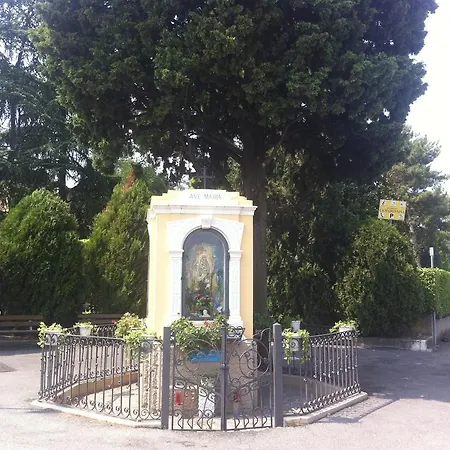 Apartamento Massimiliano Peschiera del Garda