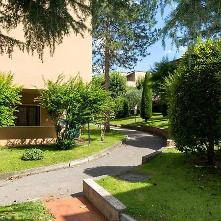 Massimiliano Lägenhet Peschiera del Garda